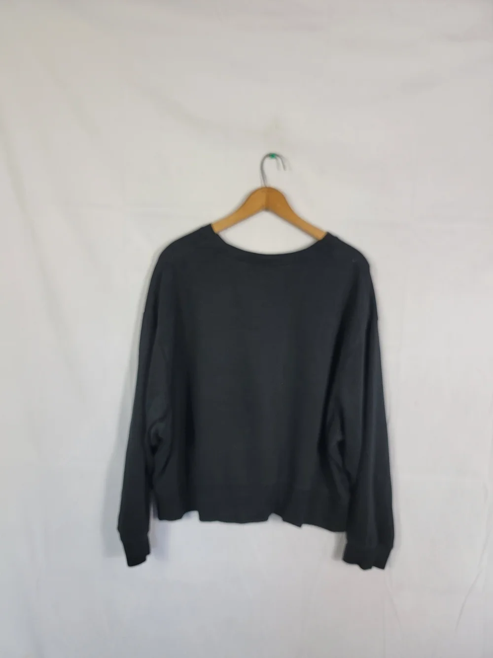 Women's 1X Nike Black Crewneck Sweatshirt